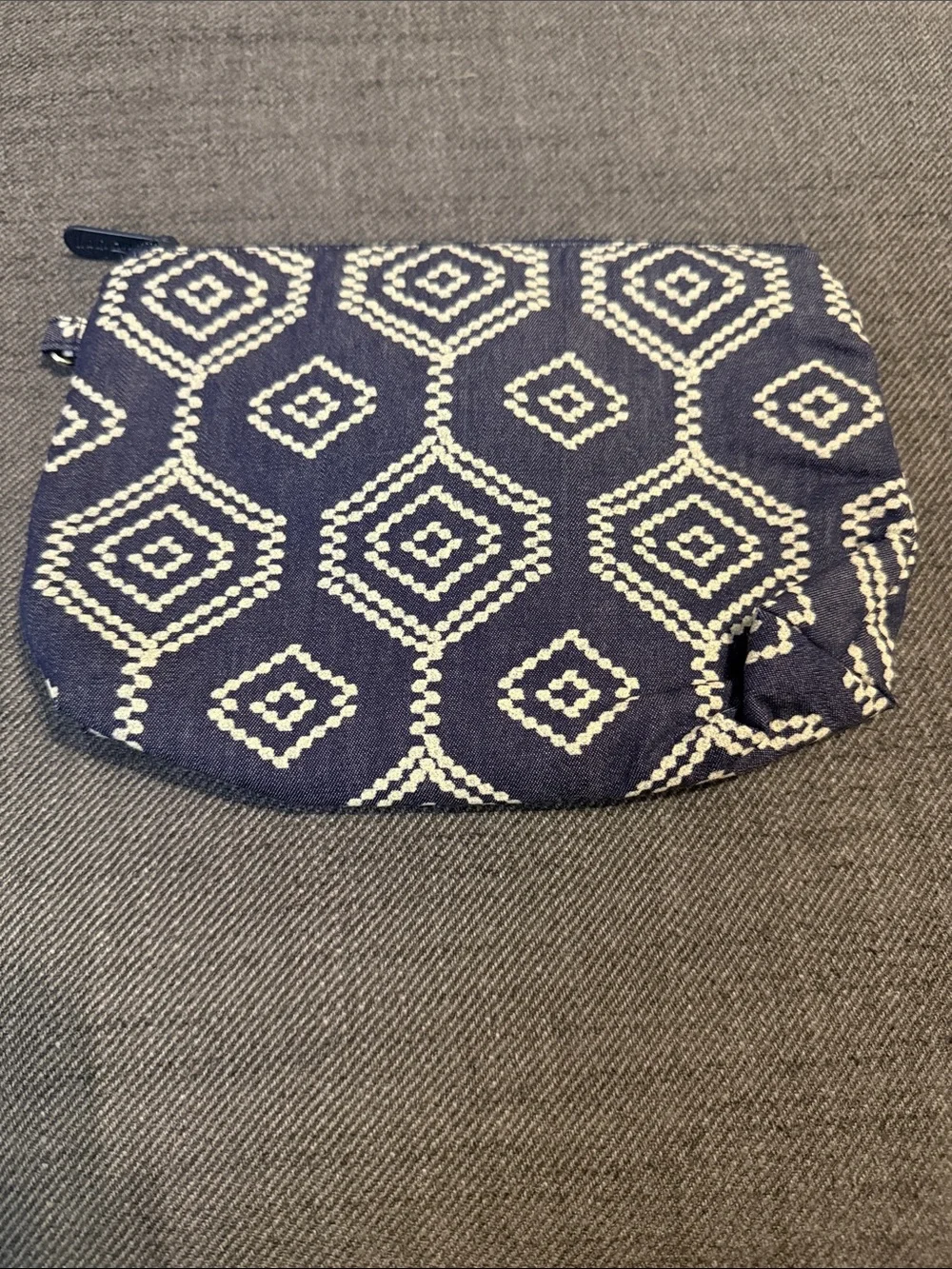 Thirty One - Mini Zipper Pouch - Dotty Hexagon